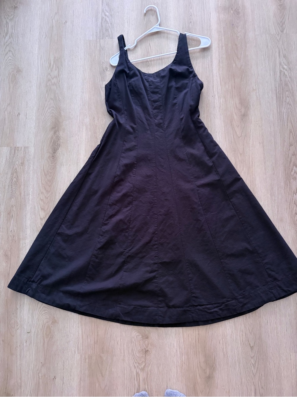 Black Sleeveless A-Line Women's Dress with pockets